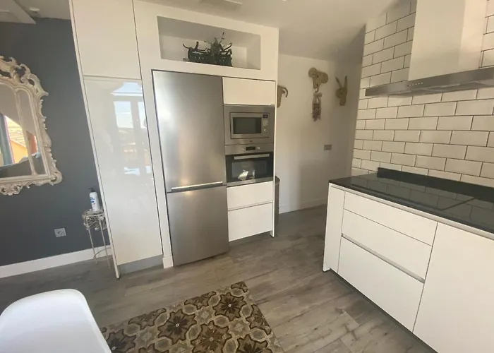 Museo Carmelitano 아파트 *